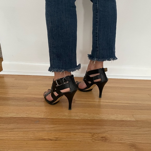 Nine West black sandals in a size 4.5 - Picture 2 of 4